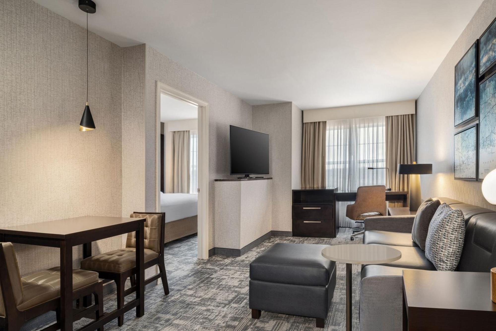 Courtyard By Marriott Long Island Islip/Courthouse Complex Hotell Central Islip Eksteriør bilde