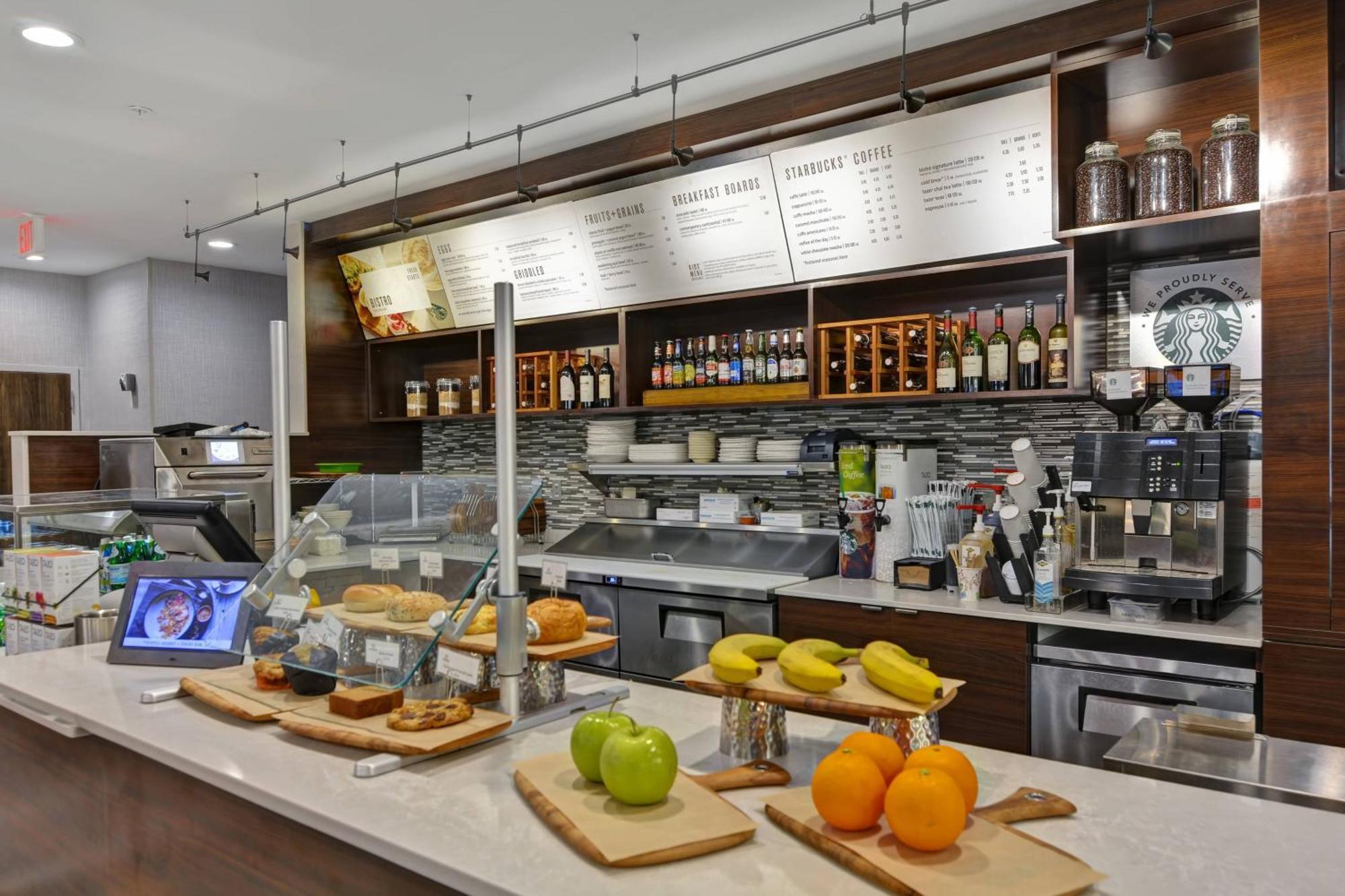 Courtyard By Marriott Long Island Islip/Courthouse Complex Hotell Central Islip Eksteriør bilde