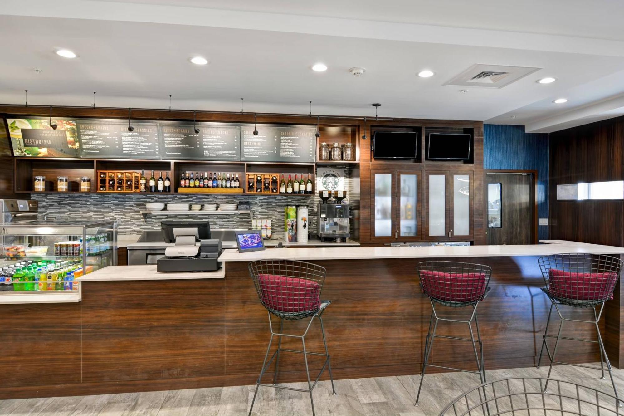 Courtyard By Marriott Long Island Islip/Courthouse Complex Hotell Central Islip Eksteriør bilde